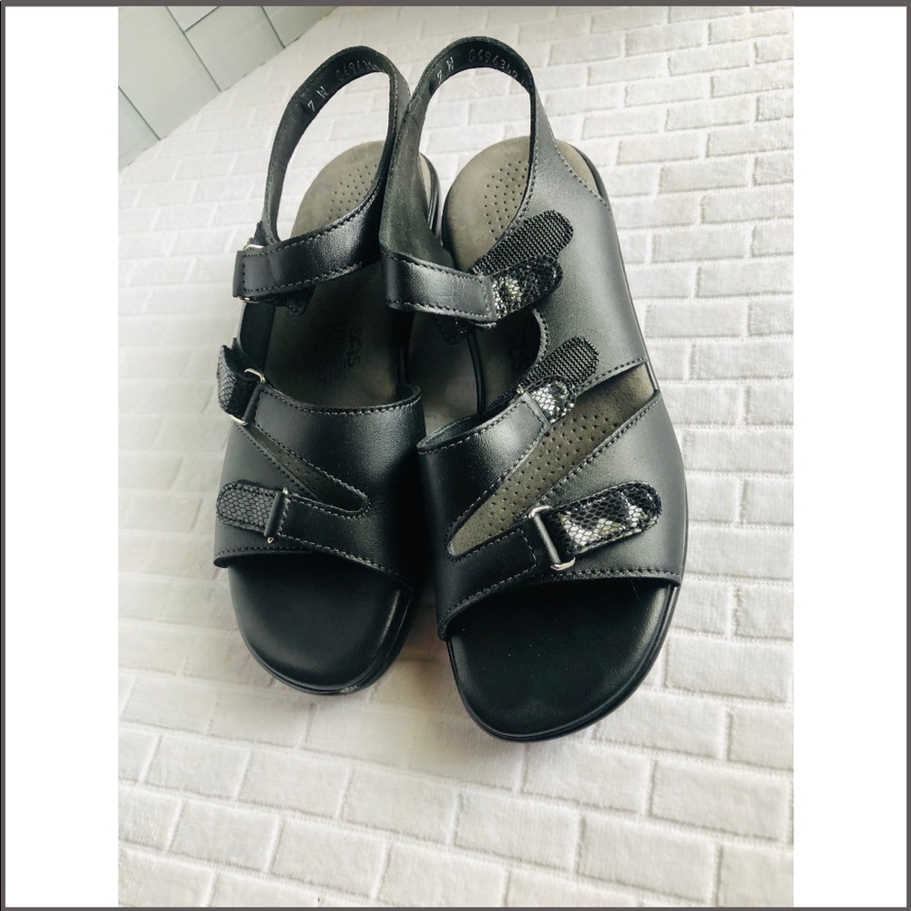 SAS TriPad Comfort velcro strap croc sandals